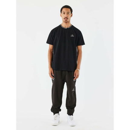 V3H3047AAECE5E83EFFC005C16C43DA981CR5518569P3